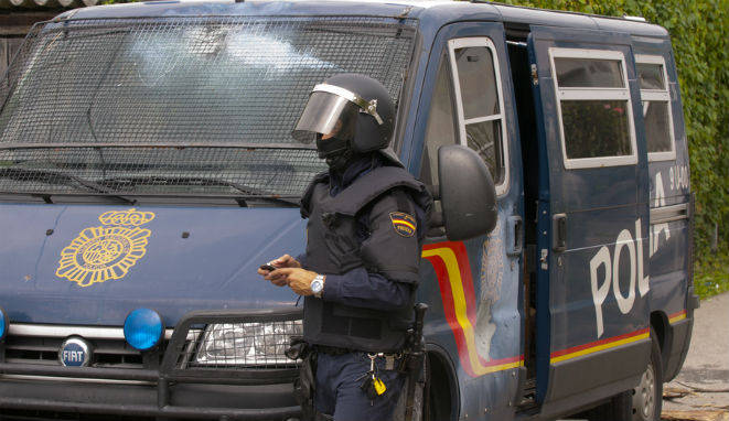 foto-policia-oposiciones-derecho-unir-2