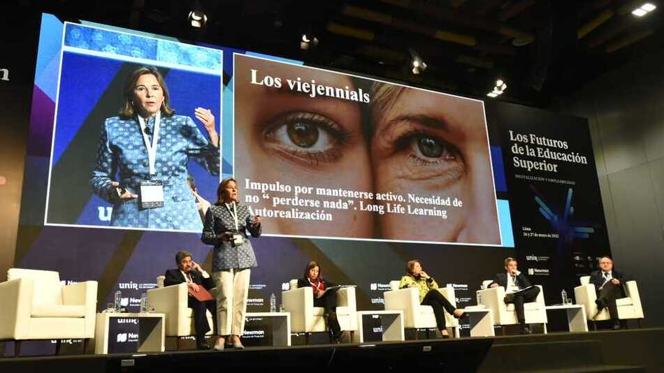 Margarita Villegas, directora de Tecnología e Innovación de UNIR, durante el congreso.