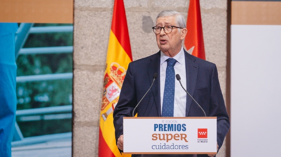 Rafael Puyol realizó un discurso en la Entrega de premios de SUPERCUIDADORES
