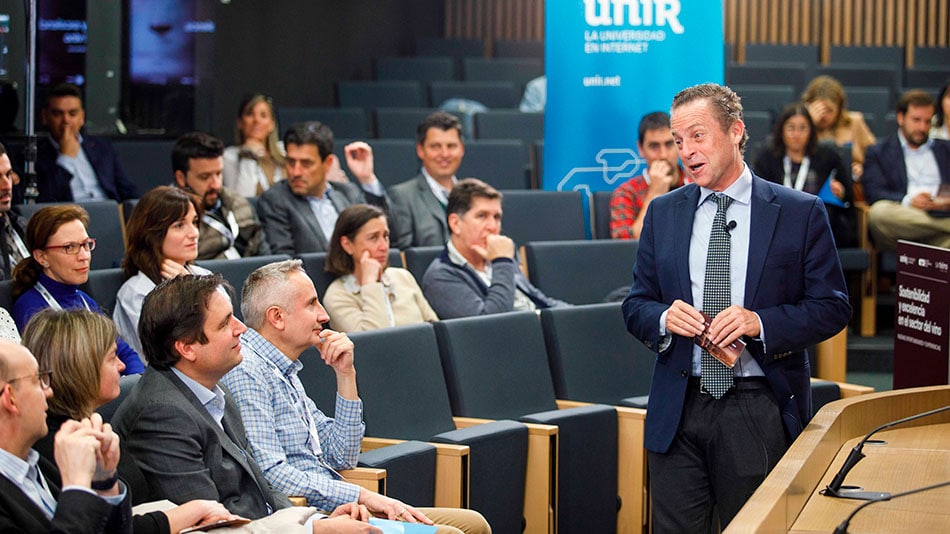 Miguel Ángel Llano Irusta, profesor del Área de Dirección de Producción, Tecnología y Operaciones en San Telmo Business School.