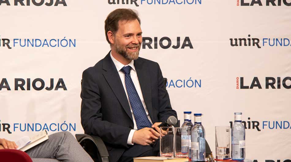 Iván Álvarez Bardón, Vicedecano de Desarrollo y Organización Académica de UNIR, participó de forma excepción en el Aula.