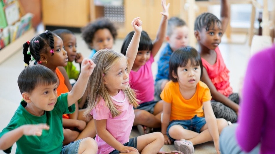 La educación personalizada fomenta la participación de los alumnos en el proceso de aprendizaje.