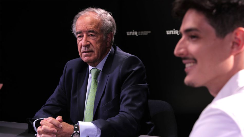 Jesús Sainz junto al alumno del MBA online de UNIR Martín Xavier Bernal.