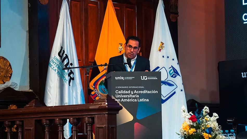 Eduardo Béjar Sandoval, Eduardo Béjar Sandoval, subdirector de Cultura, Prefectura Ciudadana del Guayas.