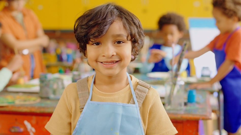 Escuela, educación, rostro de niño feliz