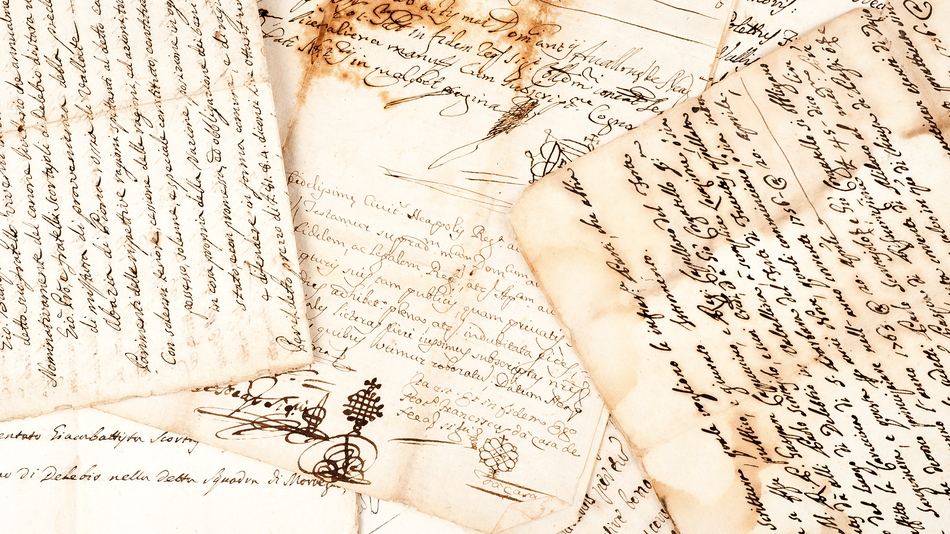 Varios manuscritos para su conservación preventiva 