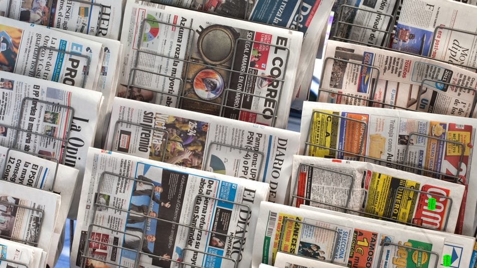 Periódicos llevan publicidad institucional
