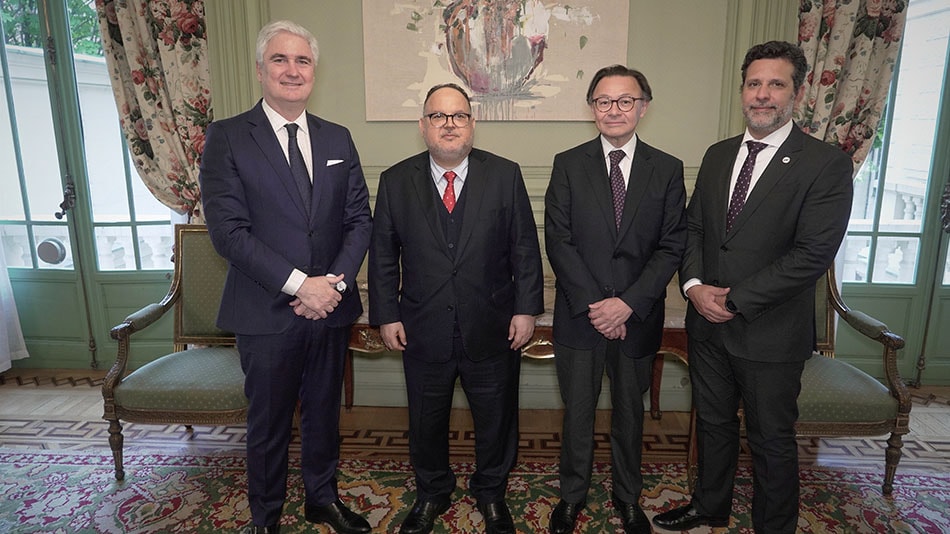 Orlando Leite Ribeir, embajador de Brasil en España; Henrique Paim, director de FGV DGPE; Andrés Cardó, vicepresidente de PROEDUCA; Leonardo Barchini, director de OEI en Brasil.