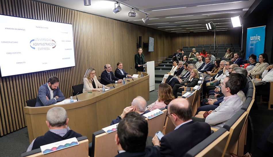 Expertos del mundo universitario, empresarial e institucional debaten en UNIR.