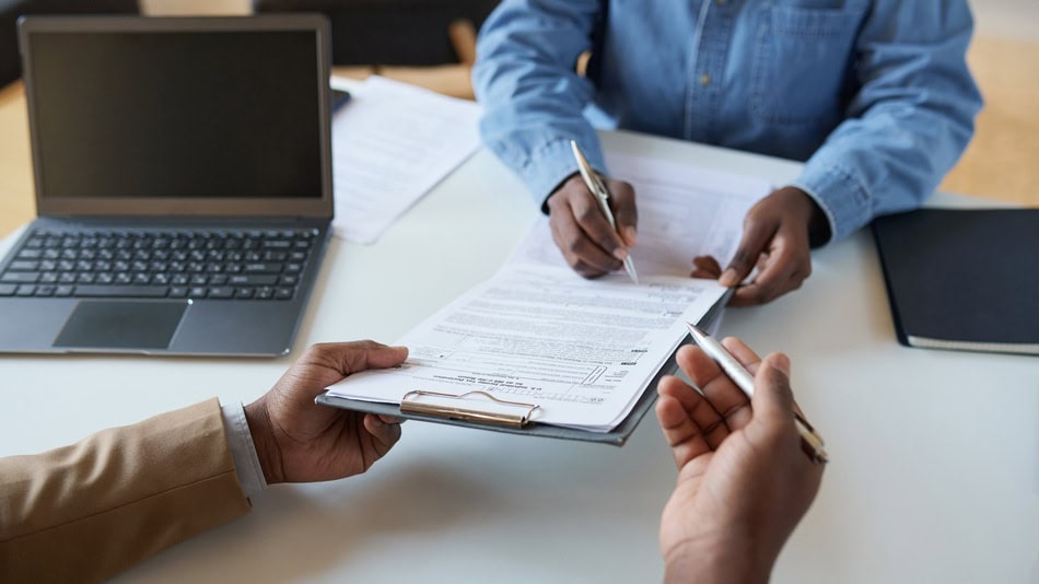 Una de las salidas del Doble Grado en Derecho y Criminología es en Servicios Sociales