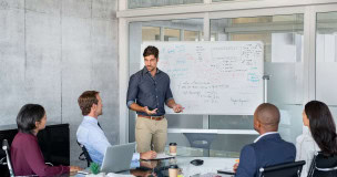 Doble Máster Universitario en Dirección y Administración de Empresas (MBA) y Dirección de Marketing
