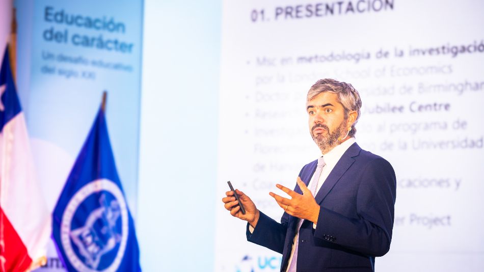 Francisco Moller, director de UNIR Character Project, durante la presentación de los resultados del proyecto 'Potencia'