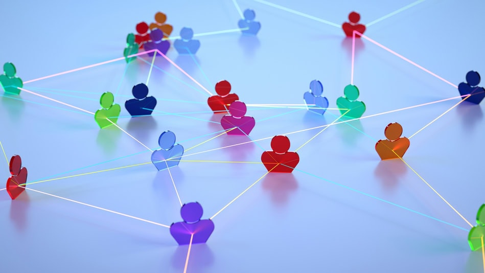 networking se conoce a la red de contactos que un profesional genera durante su trayectoria profesional 
