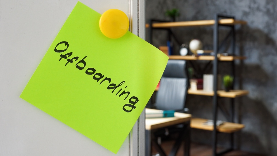 El proceso de offboarding incluye todas las acciones que se deben realizar durante la desvinculación laboral de un trabajador