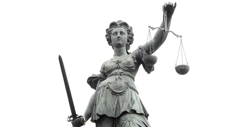 Por poder judicial se entiende la facultad que se otorga a los jueces y magistrados para administrar justicia en sus juzgados y tribunales