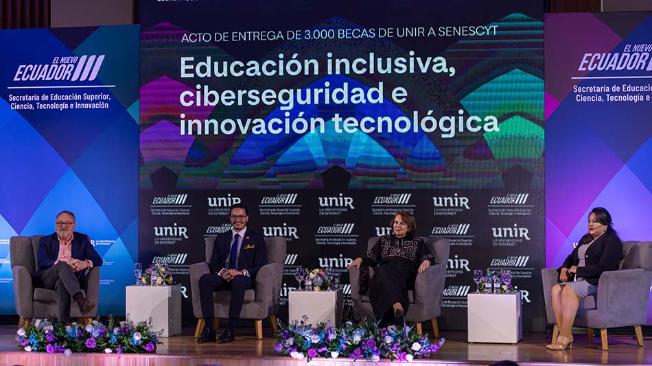  Los tres cursos, impartidos en línea por UNIR, se enmarcan en la ‘Agenda 2025 del Plan de Formación y Capacitación para los Docentes de los Institutos y Conservatorios Superiores Públicos’, impulsada por Senescyt.