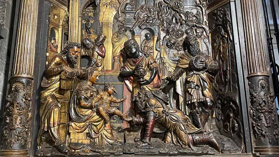 Imagen del retablo de la concatedral de La Redonda antes de la restauración.