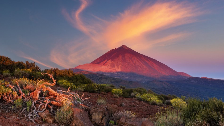 El patrimonio natural se refiere al conjunto de elementos físicos que por su valor cultural, estético, paisajístico o científico han de ser preservados por el conjunto de la sociedad