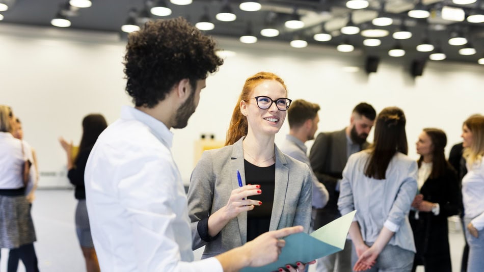 Los consultores culturales han de poseer una formación académica versada en el dominio profundo de las humanidades