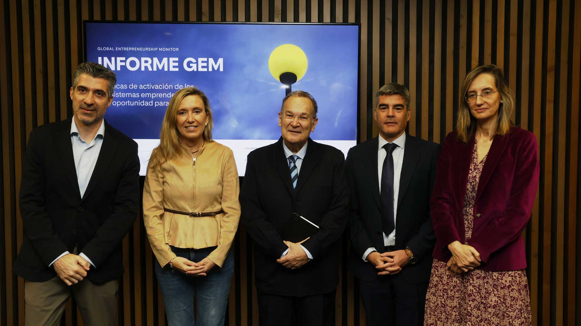 Foto de Familia Informe GEM 2024-2025