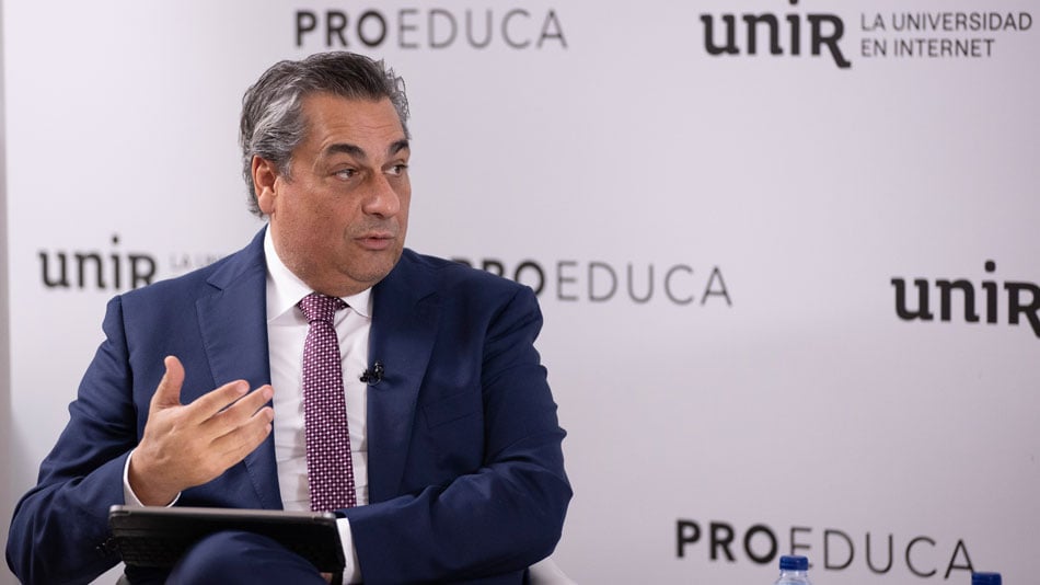 Limitaciones Universidades Públicas UNIR