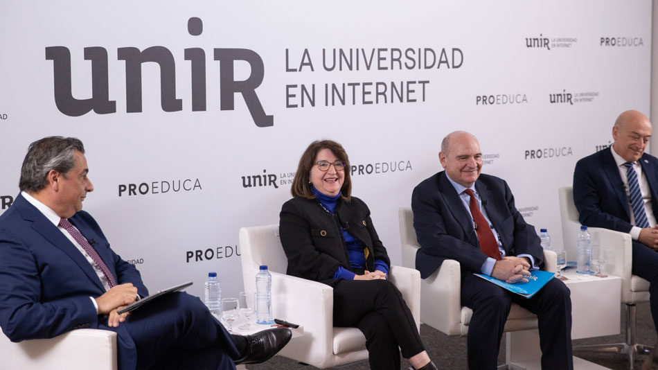 Limitaciones Universidades Públicas UNIR