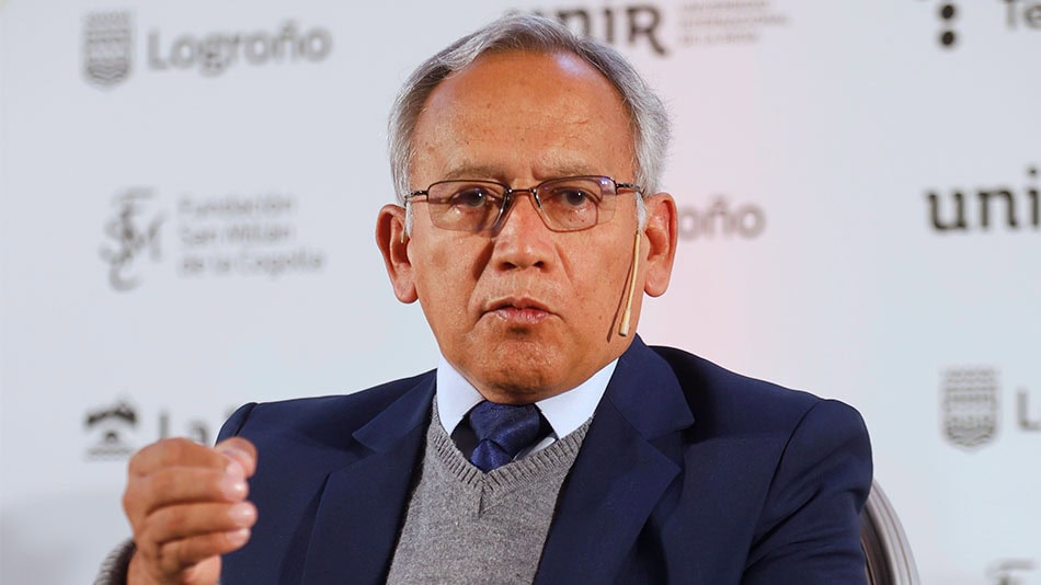 El vicerrector peruano César A. Cardoso