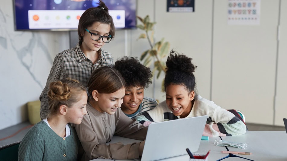 La multidisciplinariedad en el aula se puede trabajar mediante la aplicación de metodologías activas