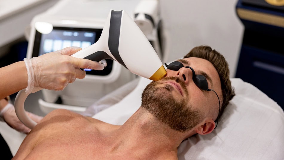 El instituto dermatológico y estético avanzado Tekderma señala que la IPL ofrece diversos beneficios para el campo de la medicina estética