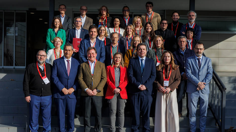 Foto de grupo de la Jornada de Secretarios en la UR.
