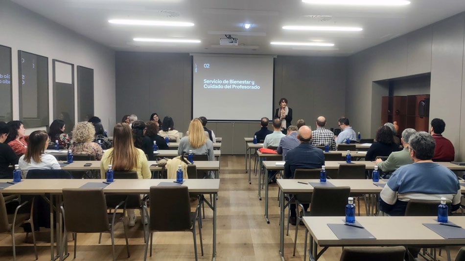 encuentro profesores UNIR Oviedo