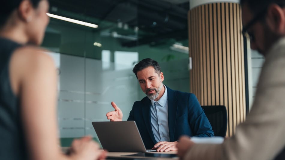 Un abogado concursal es un profesional especializado en el asesoramiento a empresas en situación de crisis financiera