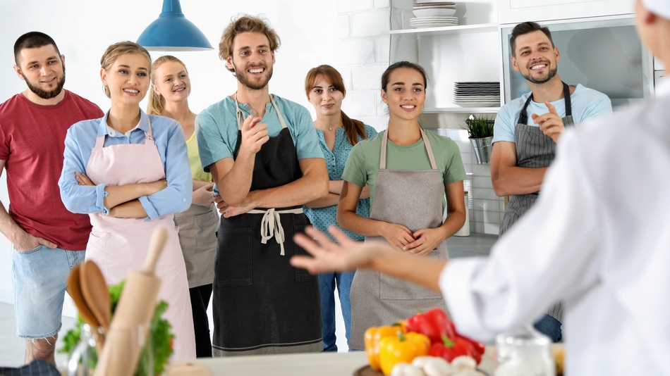 al ser considerado un sector singular de la FP, para ser profesor de cocina se requiere una titulación específica de grado superior y un certificado de especialización didáctica