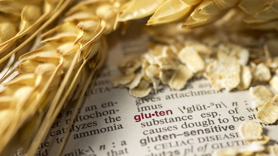 la exposición al gluten puede desencadenar molestias cutáneas persistentes