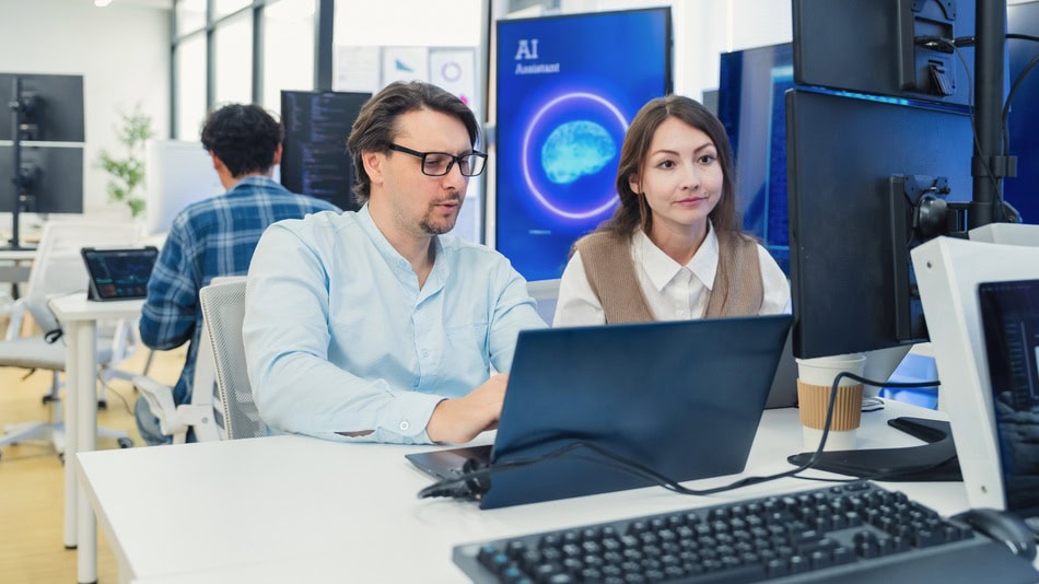 El consultor de IA es un perfil profesional estratégico para muchos negocios