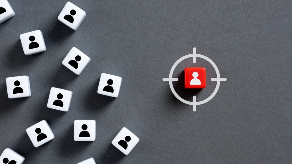 Una vez elegidos los directivos, se presenta a la empresa la relación de finalistas, detallando su trayectoria profesional y aptitudes evaluadas durante el proceso de executive search