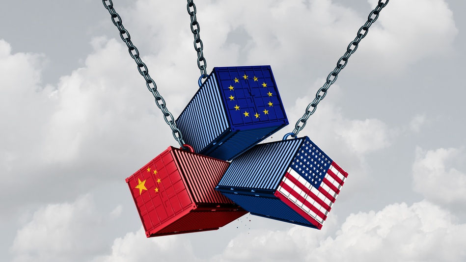 Una guerra comercial se produce cuando dos o más países imponen barreras al comercio