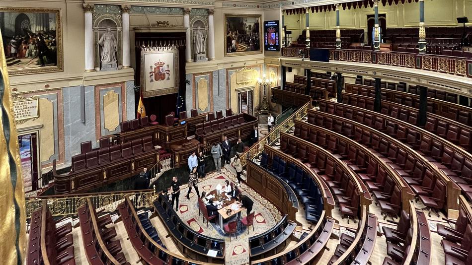 El poder ejecutivo faculta a su titular para dirigir la política nacional de un Estado y gestionar su administración