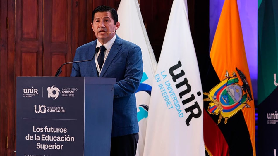 Francisco Mor&aacute;n, rector de la Universidad de Guayaquil.