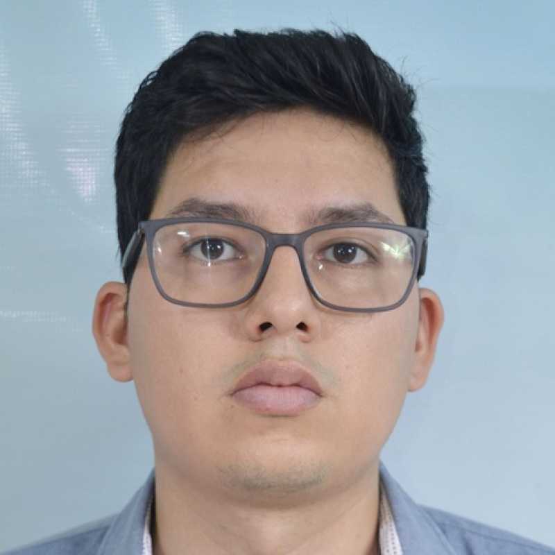 Alberto Alexander Robles Loaiza