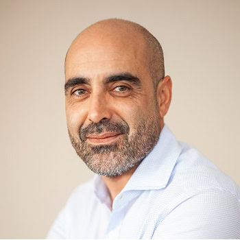 Ángel Fernández Sánchez, Experto Asociado