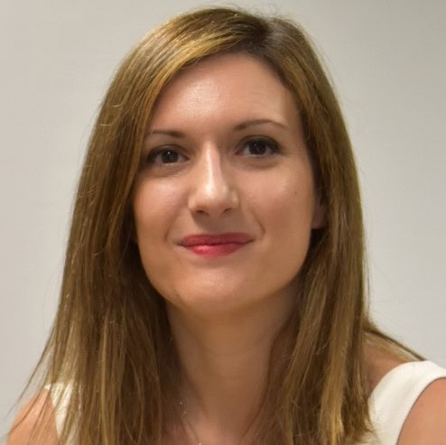 Aurora Souto Galván, Experta Asociada