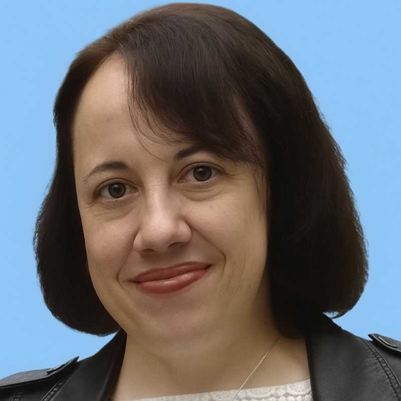 Carmen María Pérez Quintana, Experta asociada