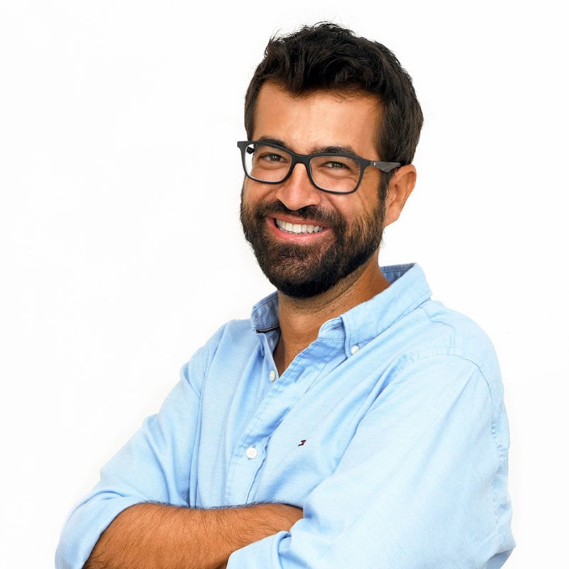 César Poyatos Dorado, Experto asociado