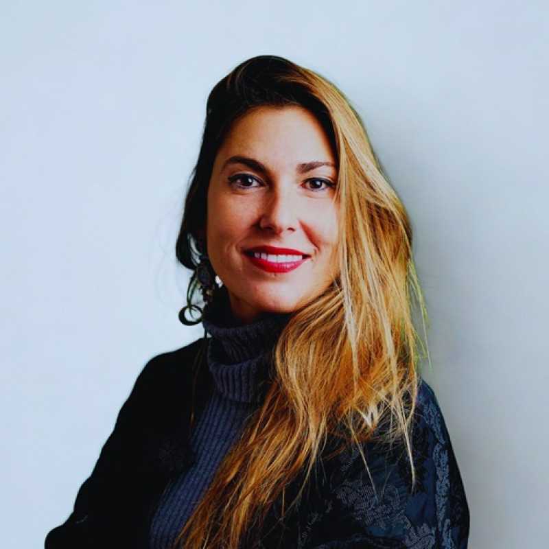 Cristina Luna González, Experta asociada