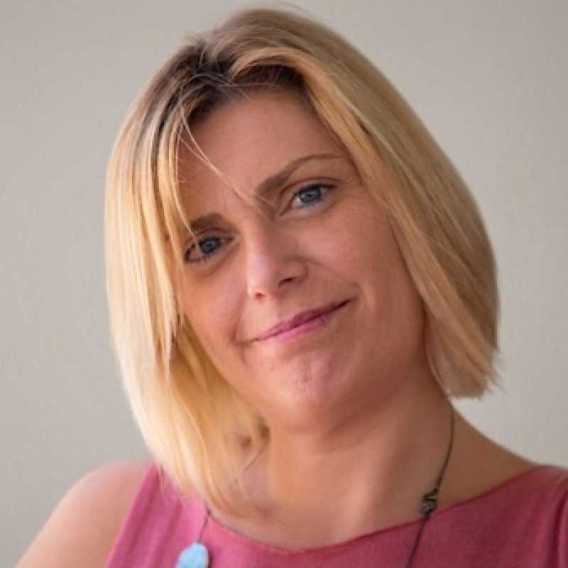 Elena Alarcón Orozco, Docente UNIR