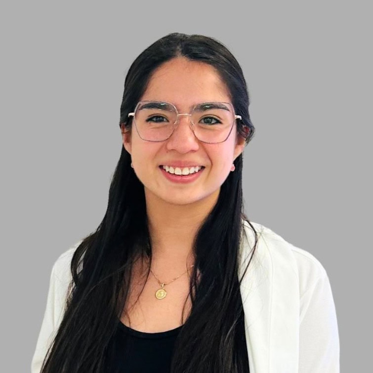 Eva Martínez Estrella, Directora académica