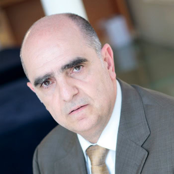 Francesc Xavier Grau Vidal, Experto asociado