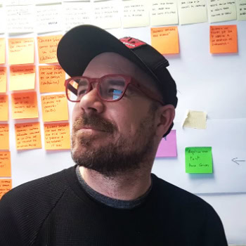 Jorge Andrés Martínez, Experto asociado