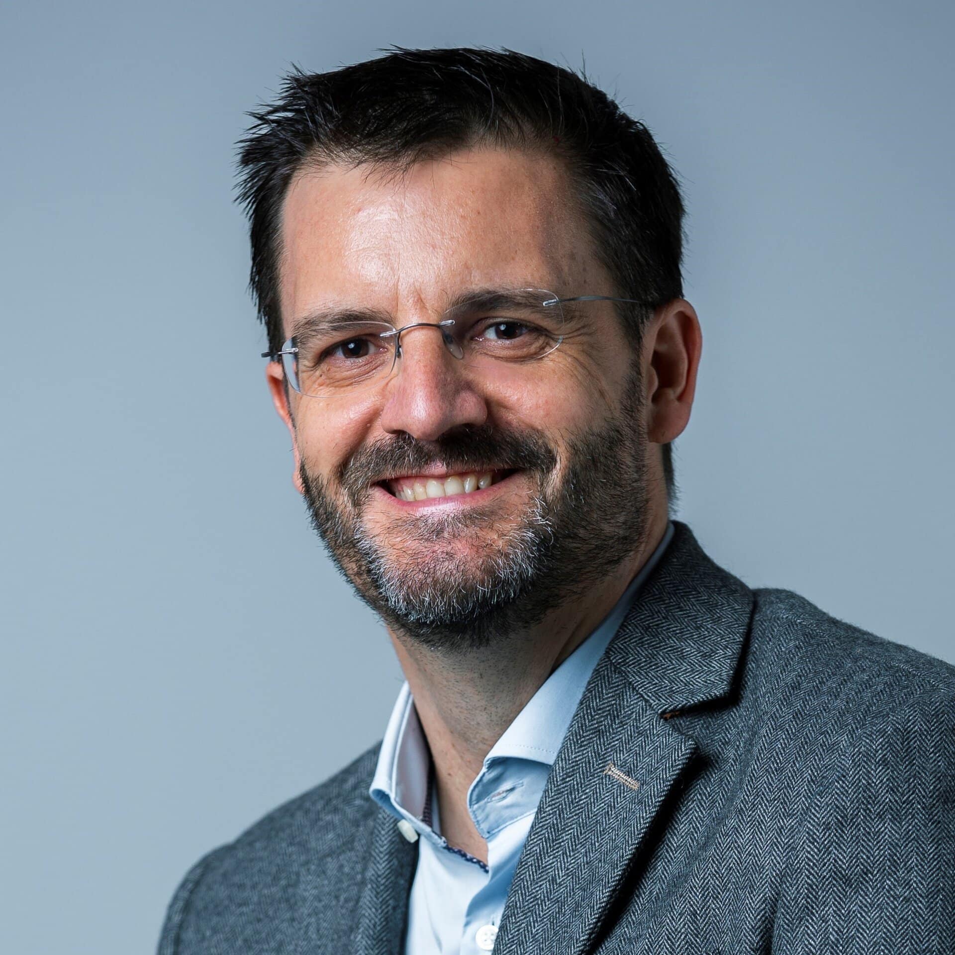 José Mínguez Matorras, Experto Asociado